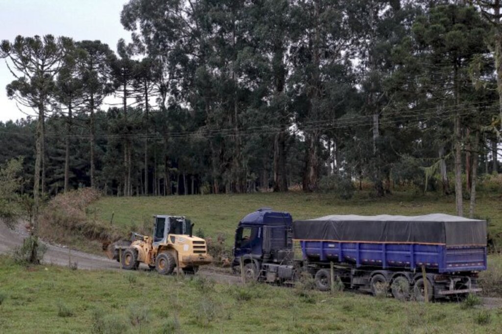 Confirmado o asfaltamento da rodovia entre Palmeira e Correia Pinto, com investimento de R$ 140 milhões