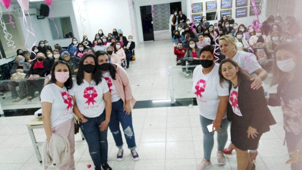 Vereadoras realizam Evento Outubro Rosa na Câmara de Correia Pinto