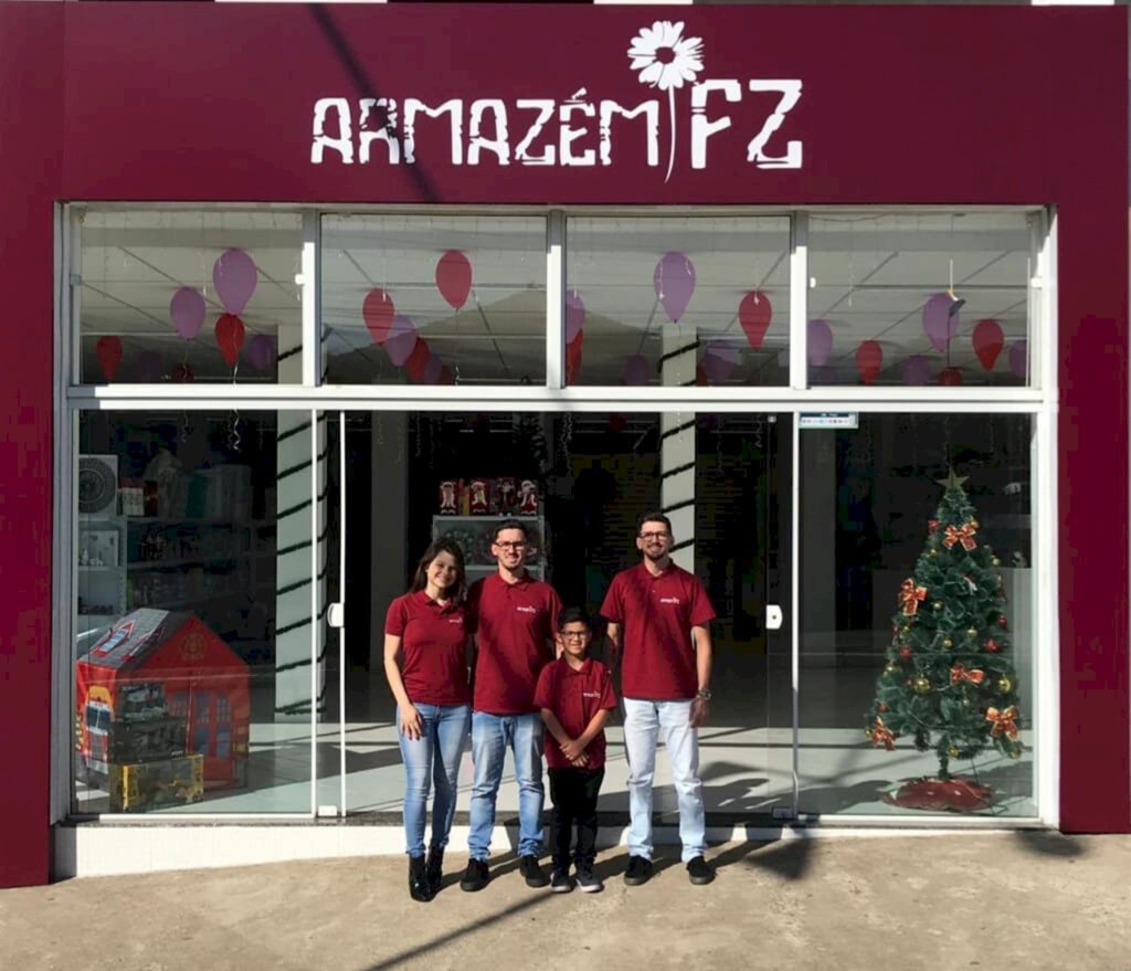 Armazém FZ em Correia Pinto