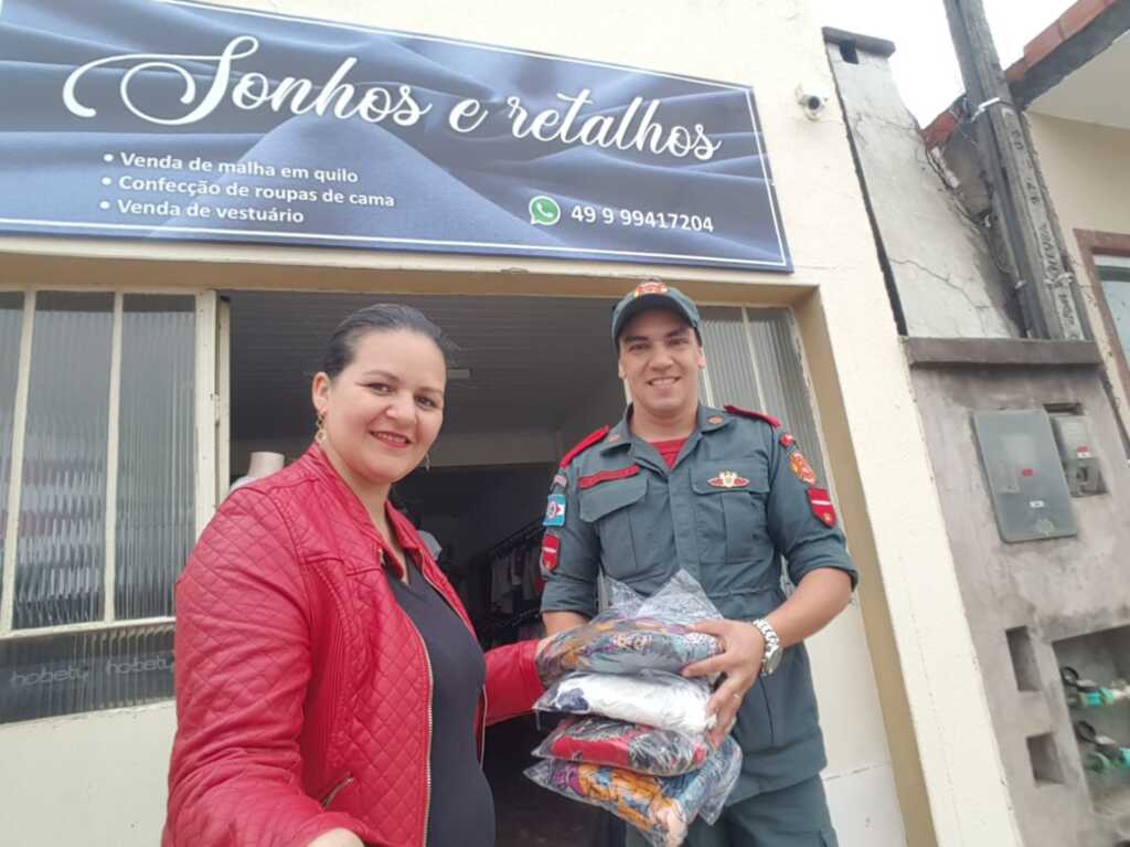 Campanha do Agasalho promovida pelos Bombeiros em Correia Pinto