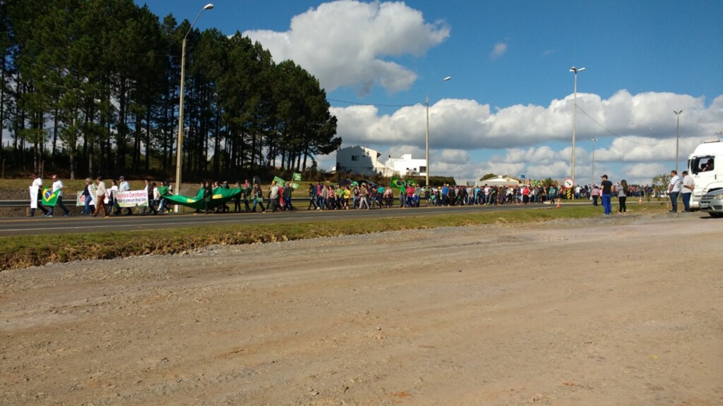 2ª Caminhada apoioando a manifestação em Correia Pinto