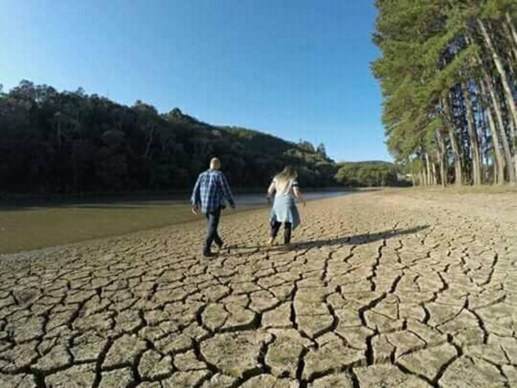 Artistas chamam a atenção para o rompimento da Barragem