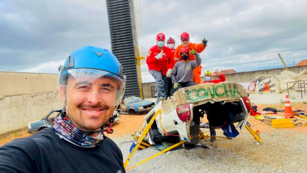 Bombeiros Voluntários de SFS participam de curso Resgate Veicular em Mafra