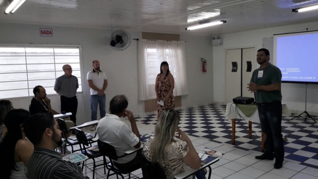 Servidores Municipais de Correia Pinto participam de curso sobre compras governamentais