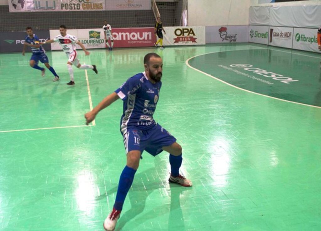 Caique volta ao Futsal São Lourenço