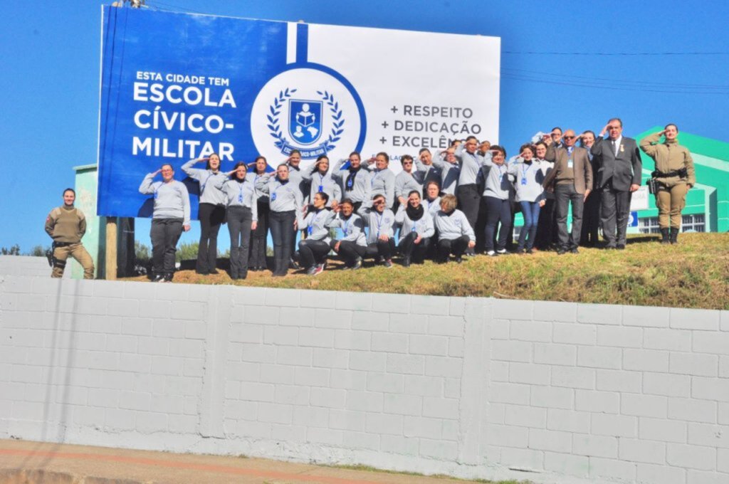 Escola Cívico-Militar Jurema Hugen Palma é inaugurada em São Joaquim