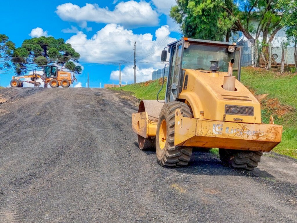 Prefeitura Campo belo utiliza rejeito de asfalto para melhorias das ruas