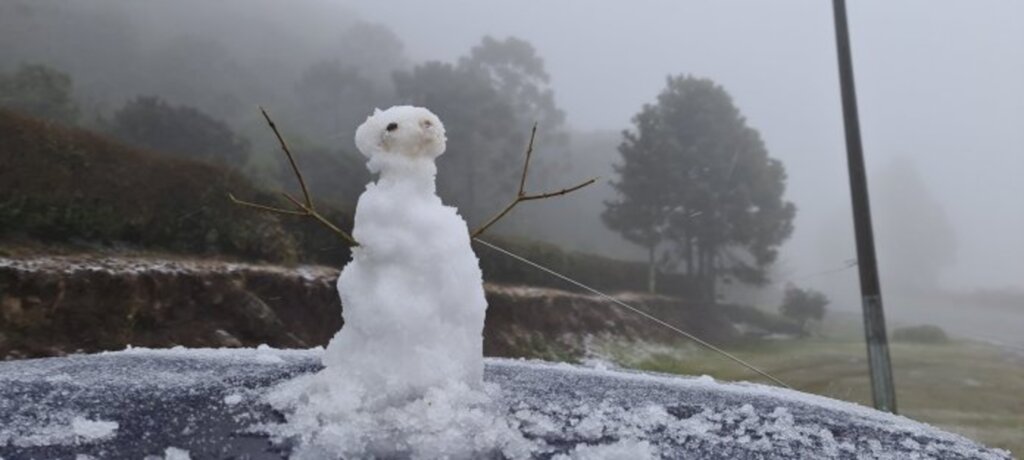 Frio extremo faz prefeitos da Serra decidirem pela suspensão das aulas