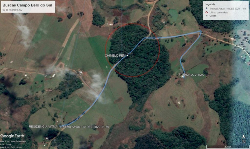 Bombeiros / Divulgação - Mapa mostra o local da casa da vítima, a casa da colega e o ponto onde o chinelo foi localizado