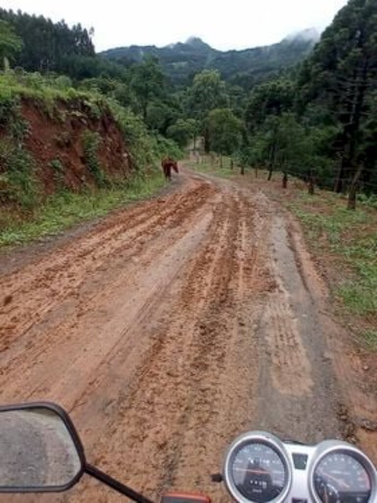 Prefeitura de Bocaina do Sul - estrada da Localidade de Pinheiro Marcado em breve receberá cascalho