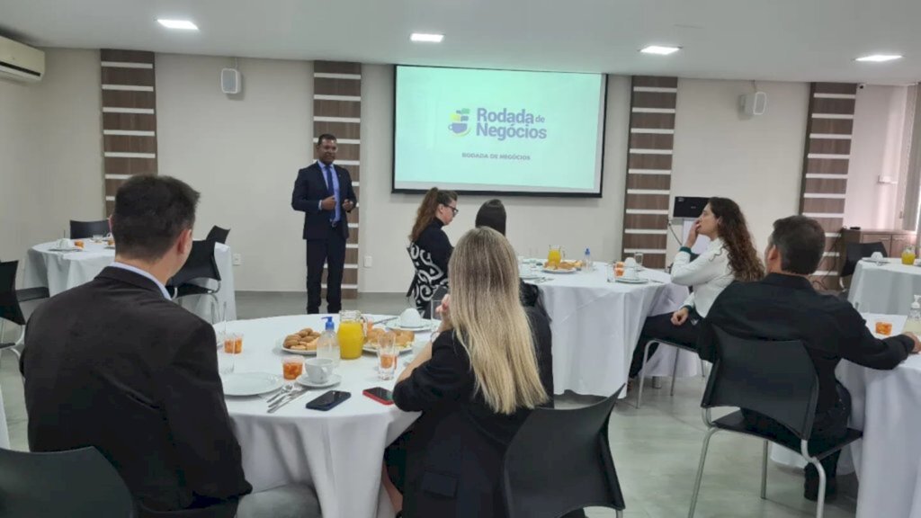 Associados da CDL Lages participam de Rodada de Negócios