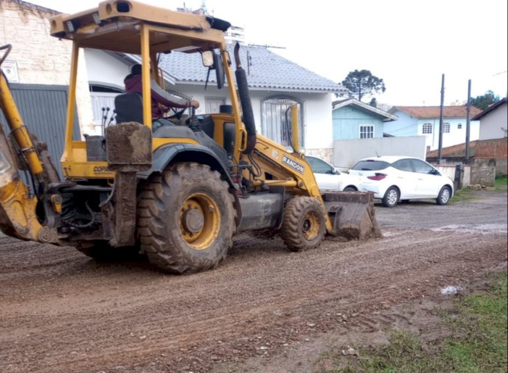 Iniciativa: Moradores pagam para recuperar rua