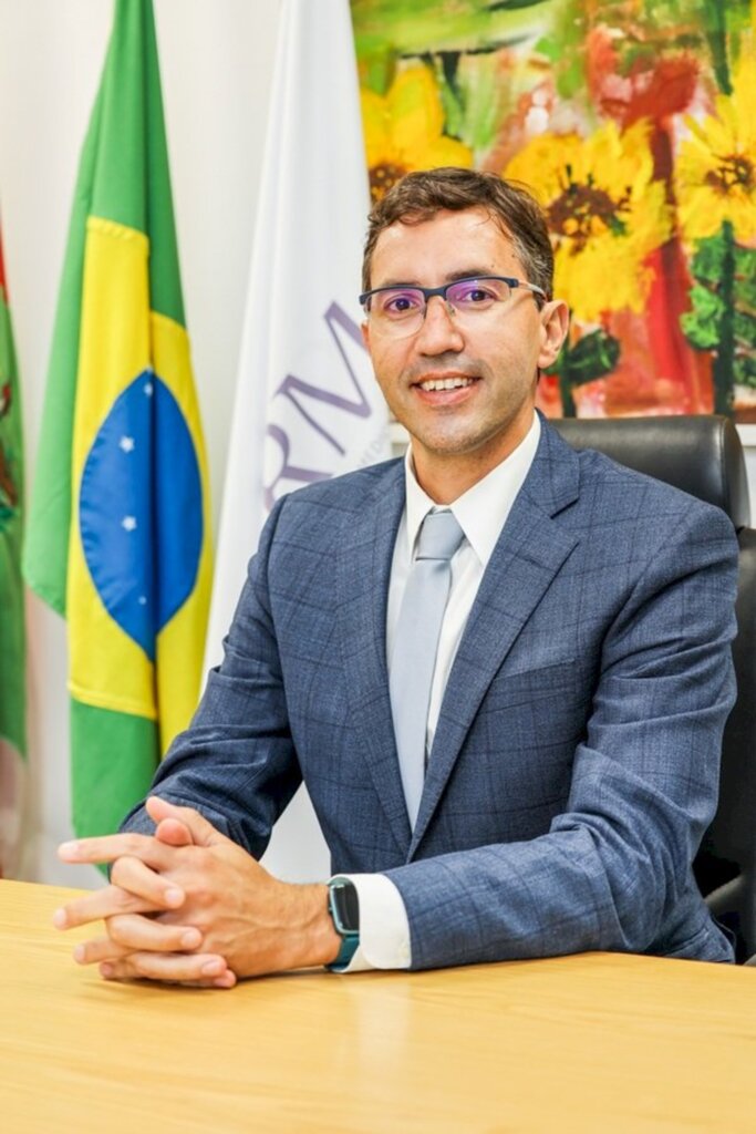  - Eduardo Porto Ribeiro, presidente do CRM-SC