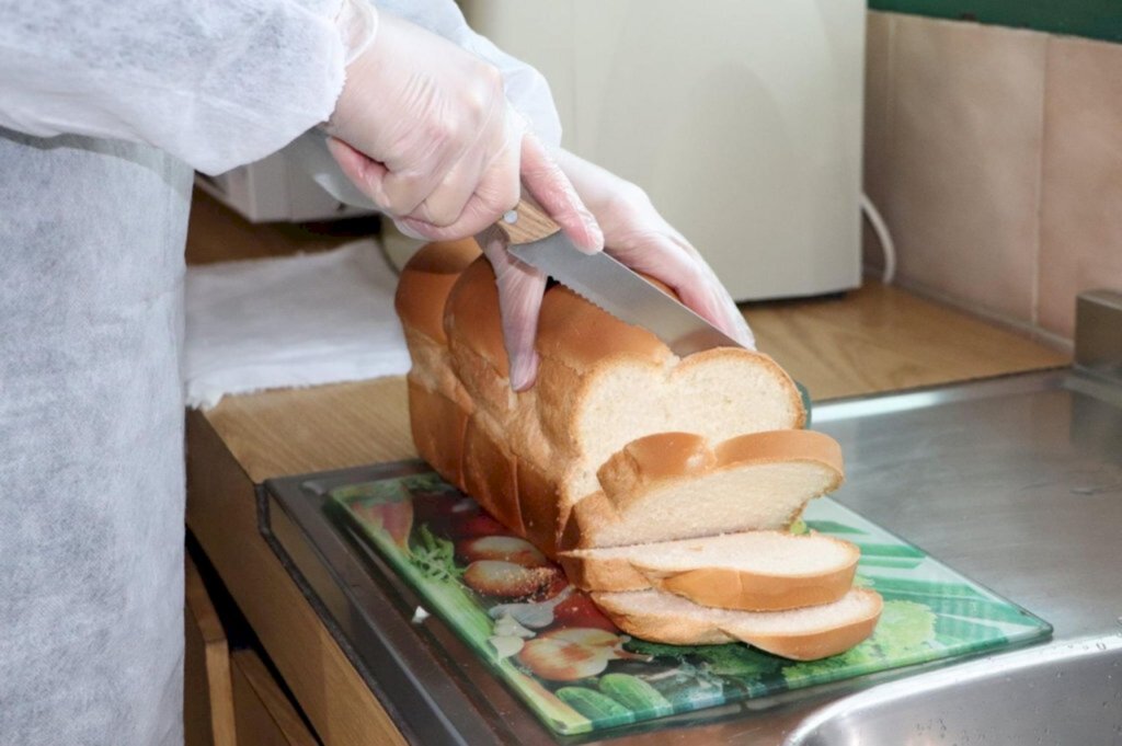 Programa Novos Caminhos leva oficinas de nutrição para três casas de acolhimento no Estado