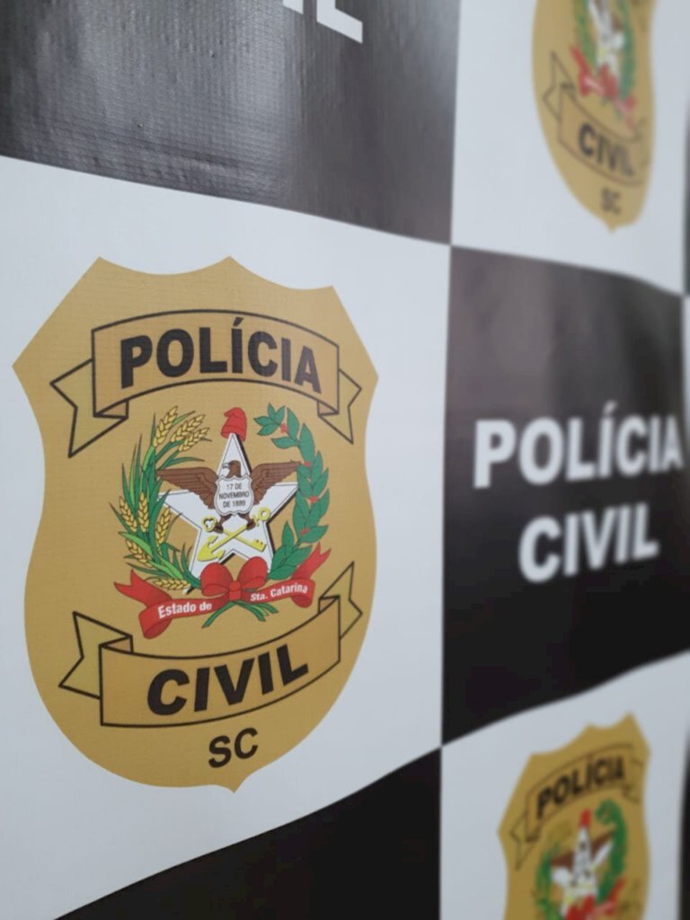 Em menos de 12 horas, Polícia Civil recupera carro furtado em Lages