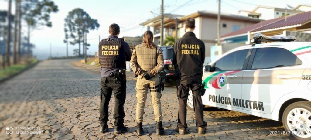 Polícia Federal combate contrabando de cigarros no Vale do Rio do Peixe