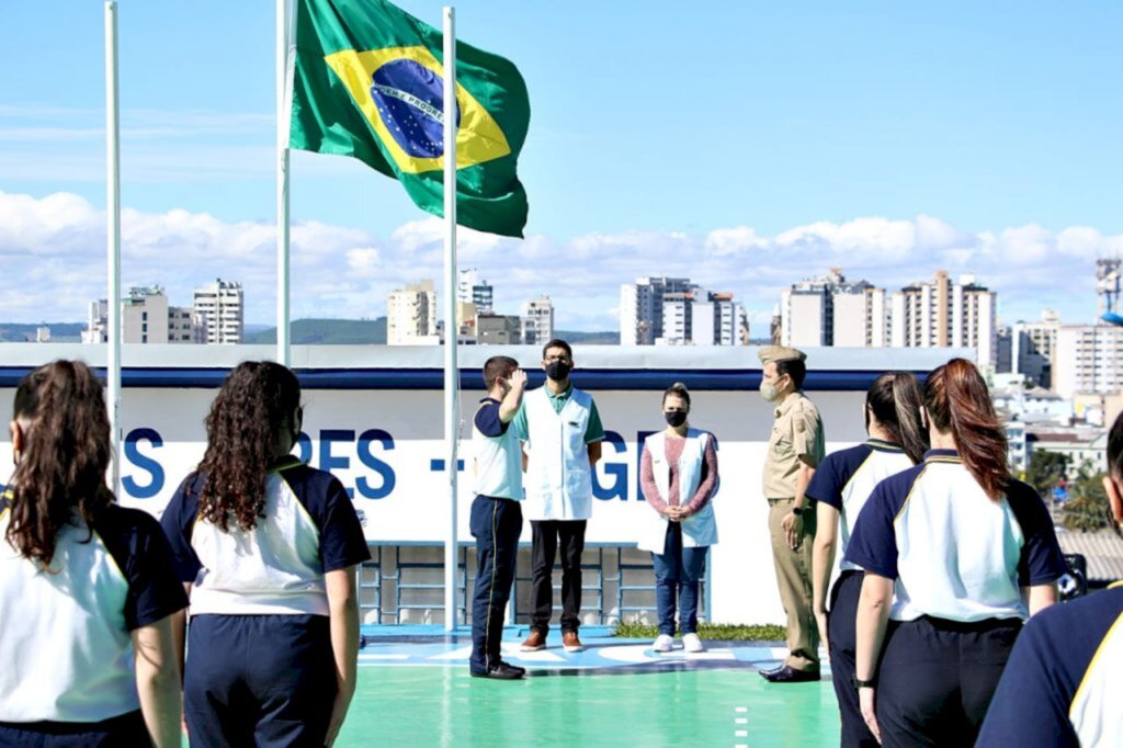 Onze estudantes de Lages são premiados em Olimpíada de Ciências