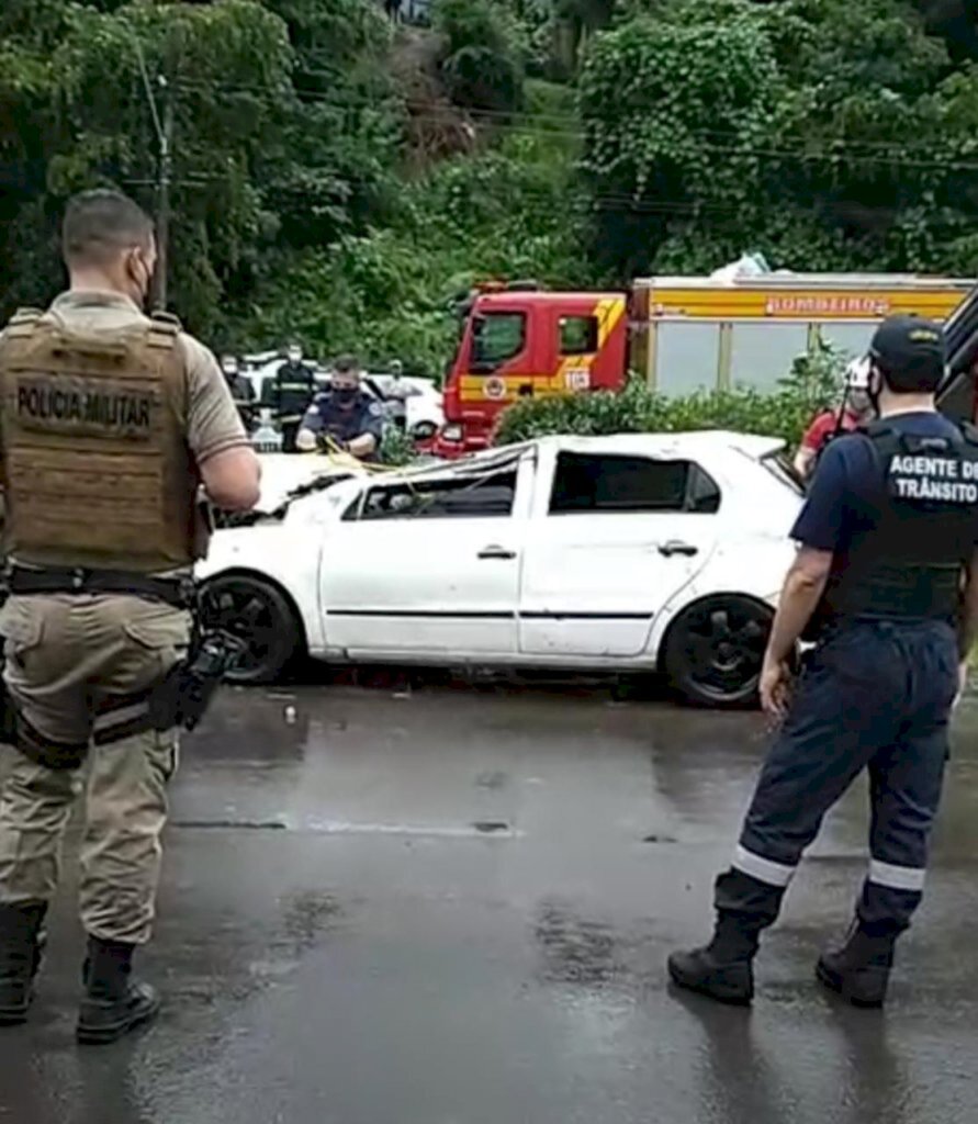 Jovem morre após cair no Rio Carahá e ser levada pela correnteza