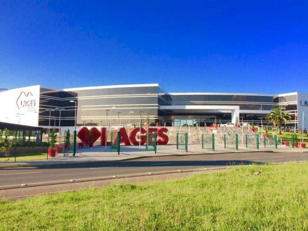 Vacinação no sistema drive-thru será no Garden Shopping