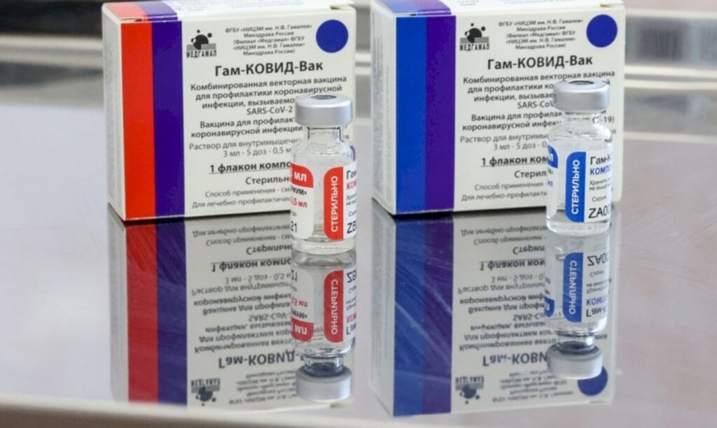 Lages assina documentação para compra de 30.000 doses de vacinas covid-19