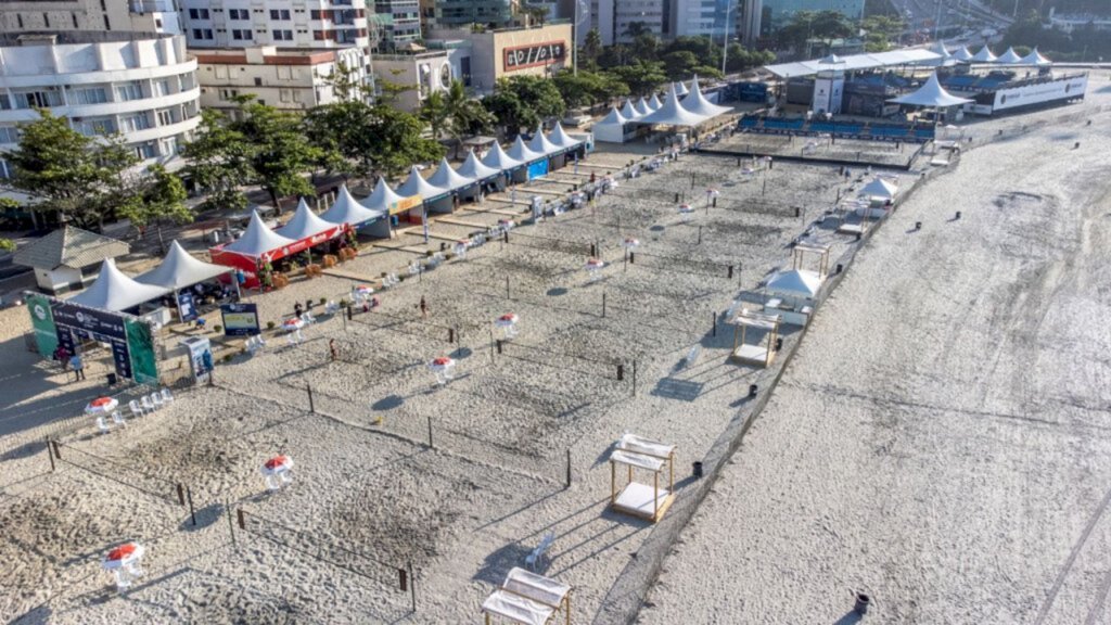 Final de semana é marcado por semifinais e finais do Mundial Balneário Camboriú de Beach Tennis Embraed