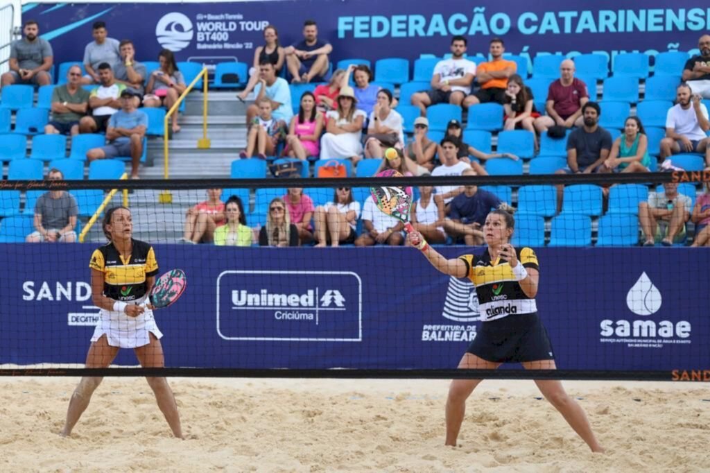 12 atletas catarinenses vão disputar o Mundial Balneário Camboriú de Beach Tennis Embraed