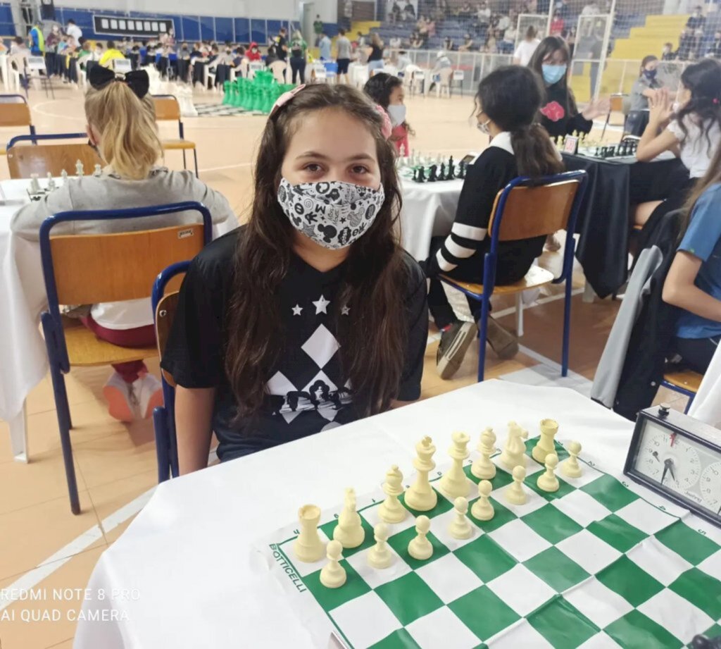 Xadrez lageano disputa maior torneio do Brasil, em Florianópolis