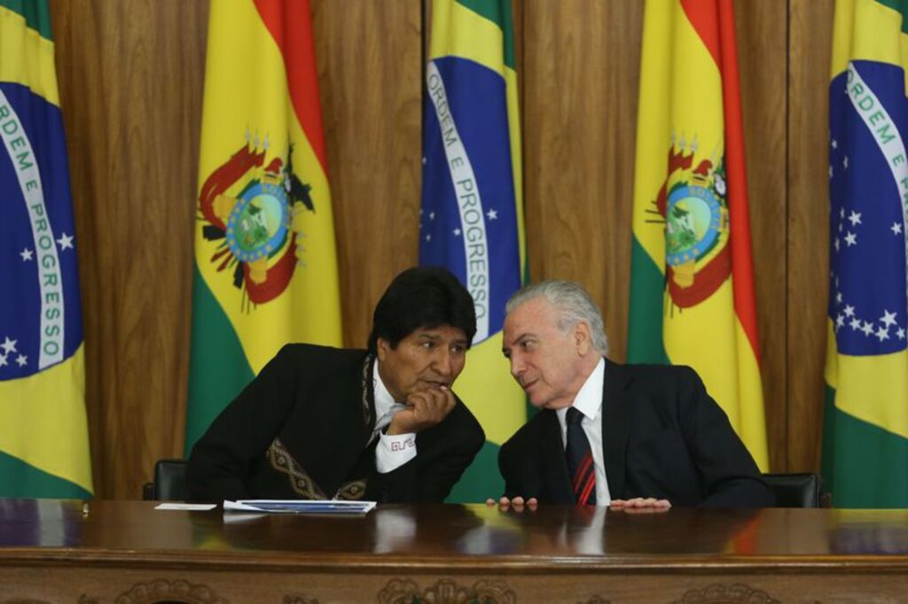 Brasil e Bolívia assinam acordos nas áreas de defesa e transporte