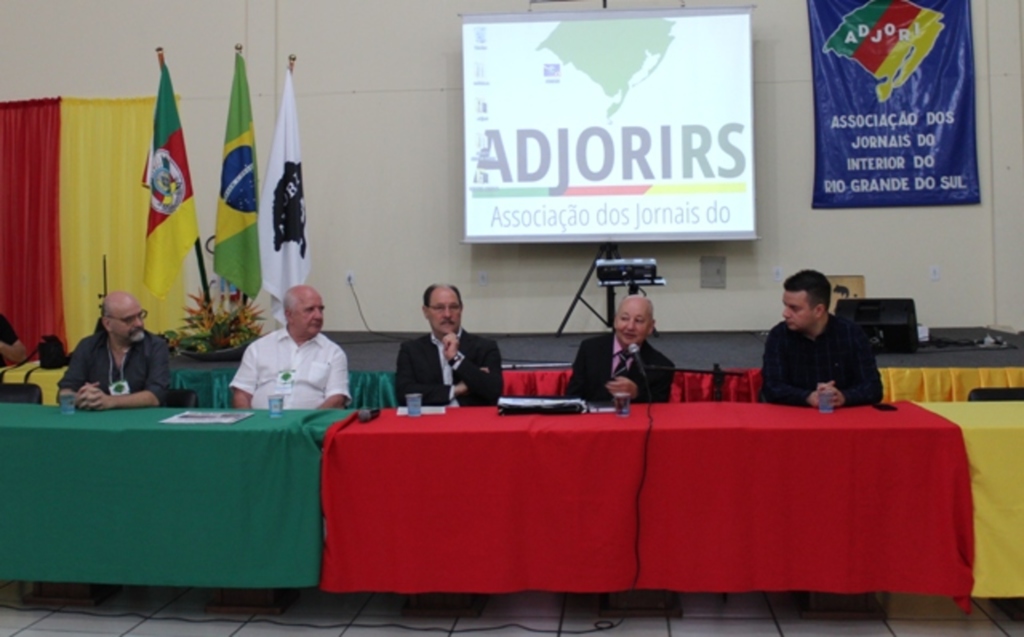 Governador do Rio Grande do Sul prestigia o 54º Congresso Anual da Adjori Rio Grande do Sul