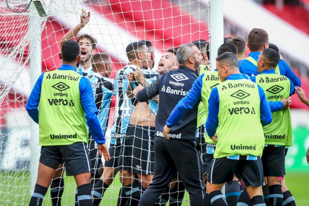 Grêmio vence o Inter na final no Beira-Rio