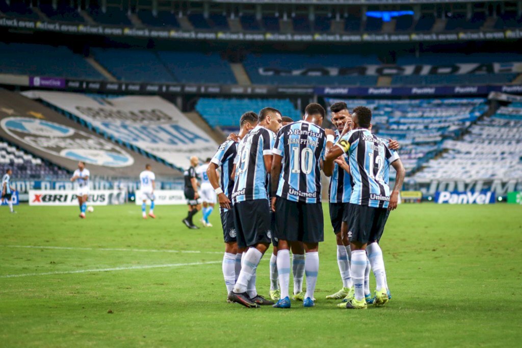 Grêmio vence o Novo Hamburgo por 3 a 1