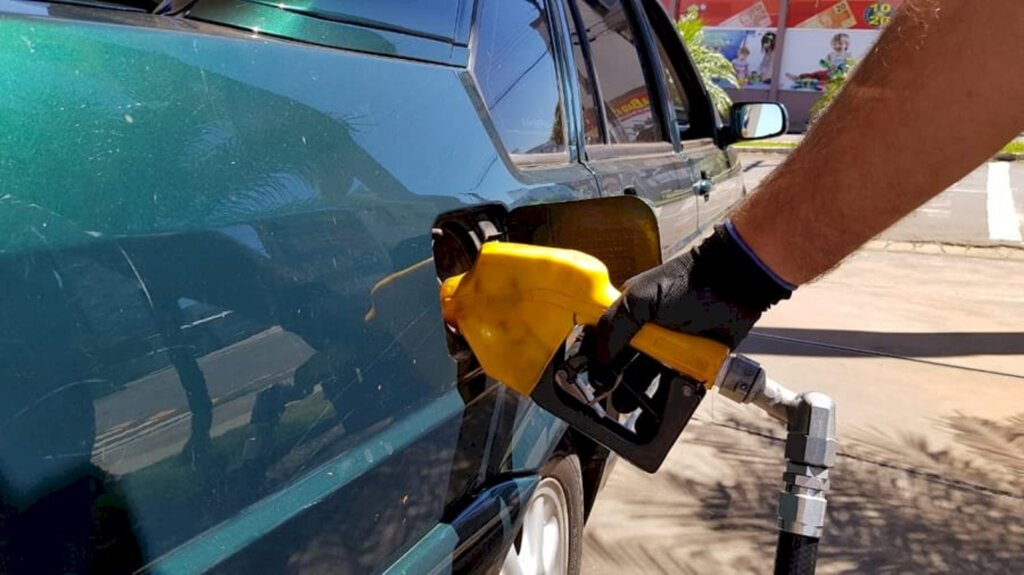 Petrobras reajusta preços da gasolina e diesel