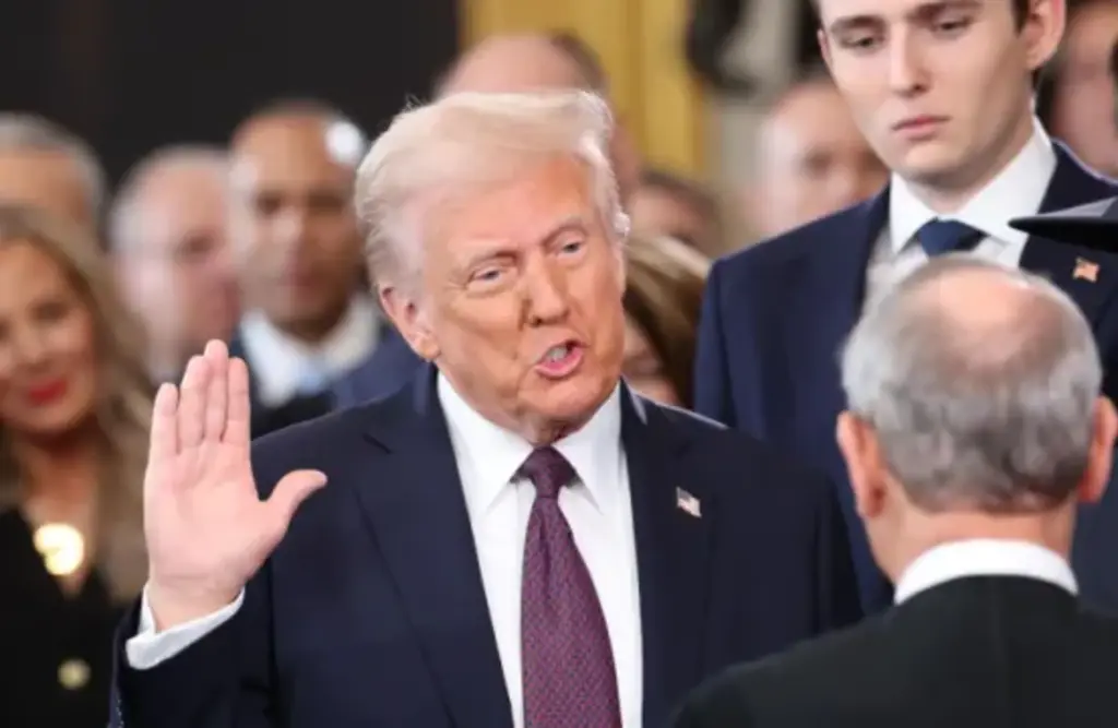  - Donald Trump é empossado como o 47º presidente dos EUA , no Capitólio dos EUA, em Washington D.C. (Foto: EFE / EPA / Kevin Lamarque / Pool)