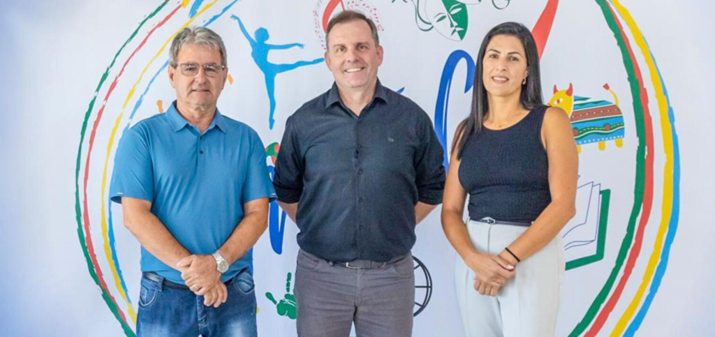 INÍCIO DO ANO LETIVO COM FORMAÇÃO  E VALORIZAÇÃO DOS PROFISSIONAIS DA EDUCAÇÃO EM PASSO DE TORRSE