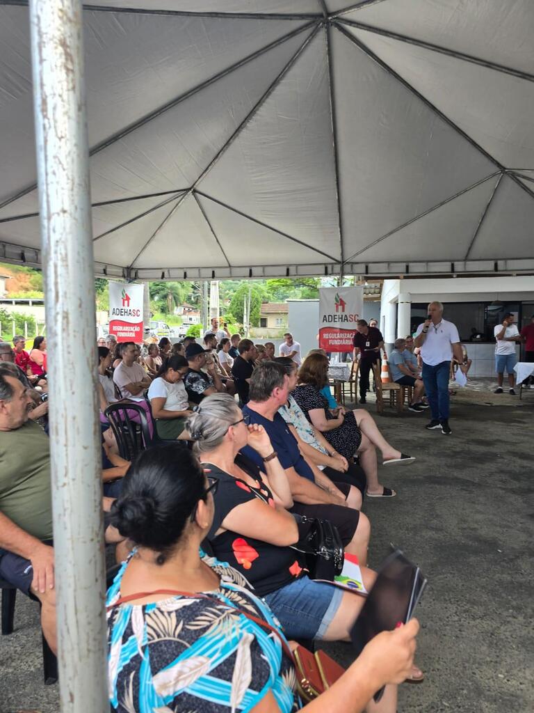 ENTREGA DAS MATRÍCULAS DE TERRENO DO PROGRAMA REURB