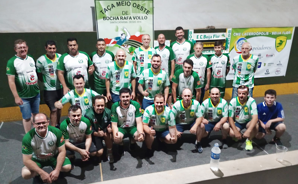 CME LACERDÓPOLIS/BEIJA-FLOR ESTREOU NA TAÇA MEIO OESTE DE BOCHA