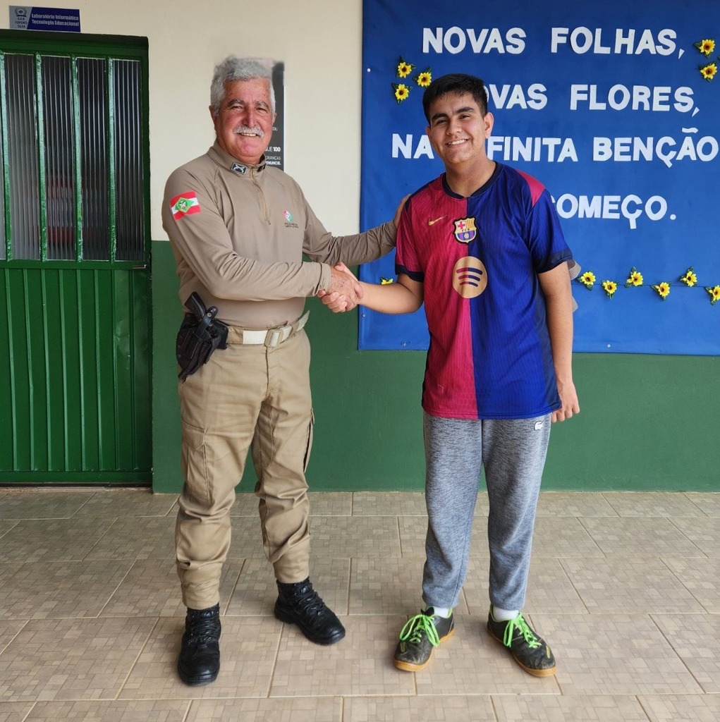 Policial Militar salva vida de aluno na Escola Isidoro Silva da Lagoa da Estiva