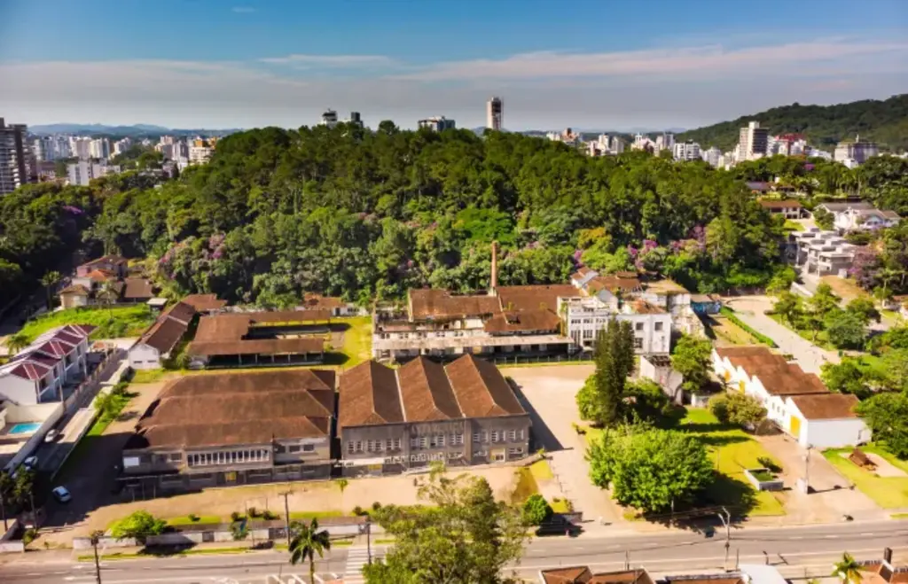 Associação de Artistas Plásticos cobra participação no processo de concessão da Cidadela Cultural