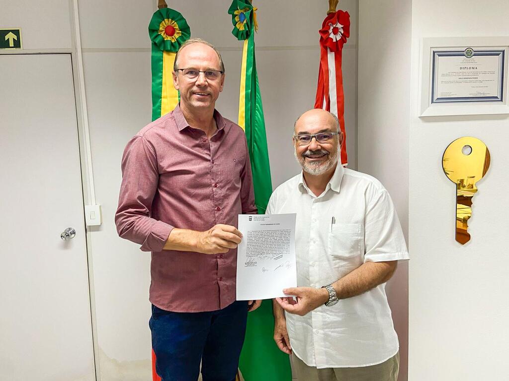 PREFEITO DE TORRES DELCI DIMER REASSUME CARGO  APÓS AGENDA EM BRASÍLIA
