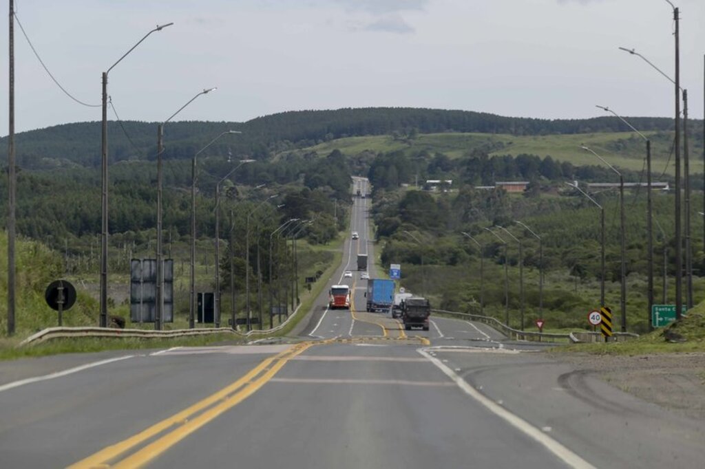 Arteris Planalto Sul realiza obras de pavimento e sinalização em Monte Castelo