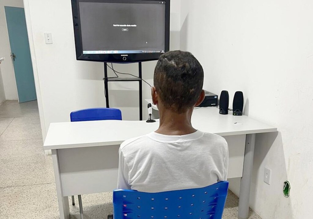 Estado assina convênio para salas de videoconferência no sistema penal