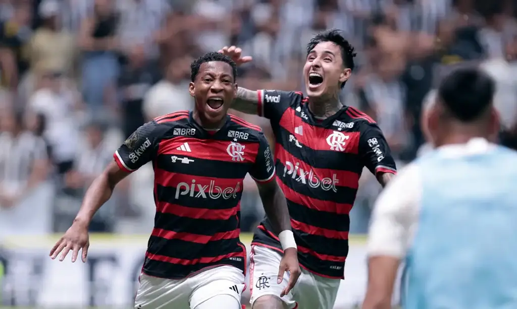 Flamengo goleia Maricá e confirma título da Taça Guanabara de 2025