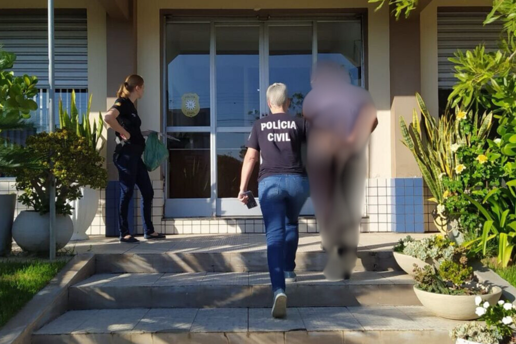 título imagem Homem é preso suspeito de estuprar a filha de 12 anos em São João do Polêsine