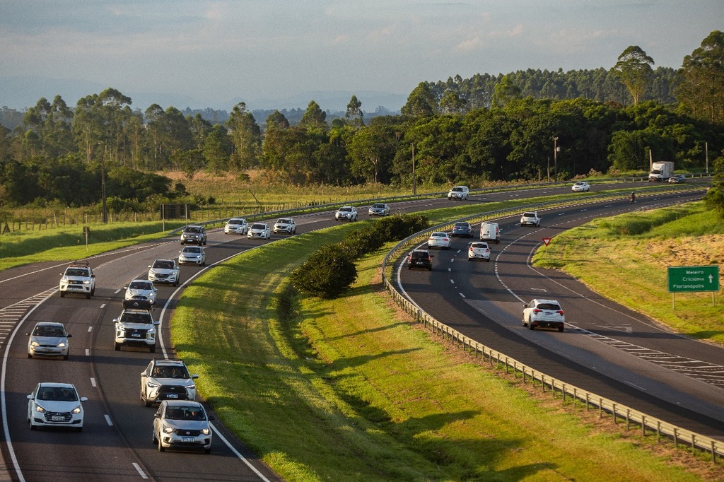 CCR VIACOSTEIRA INICIA OPERAÇÃO CARNAVAL NA BR-101 SUL/SC