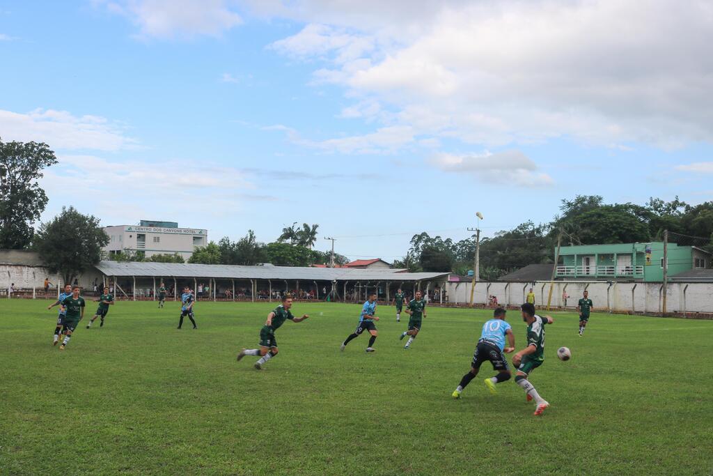 CAMPEONATO MUNICIPAL DE FUTEBOL INICIA NESTE FIM DE SEMANA EM PRAIA GRANDE