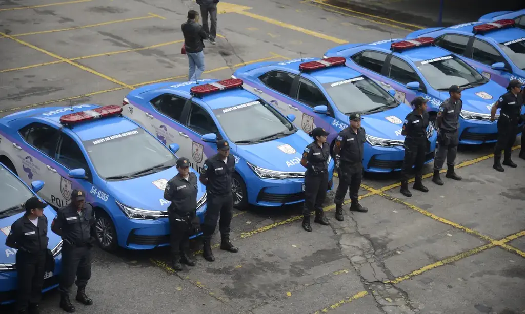 Polícia Militar prende mais de 400 pessoas durante carnaval no Rio