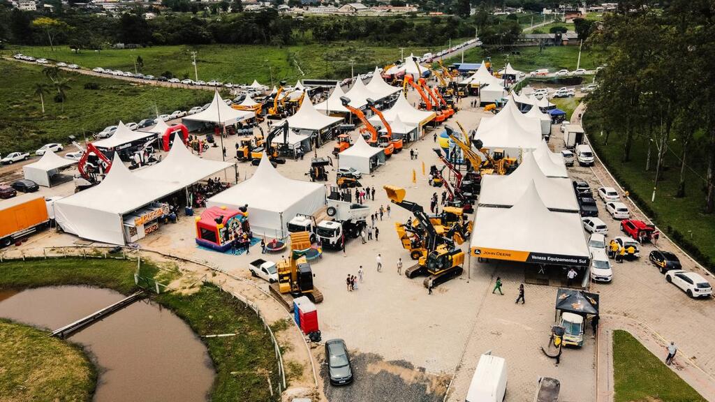 4ª EXPOENOTE JÁ TEM DATA DEFINIDA: MAIOR ENCONTRO DE OPERADORES DE TERRAPLANAGEM DO SUL DO BRASIL SERÁ DE 17 A 19 DE OUTUBRO