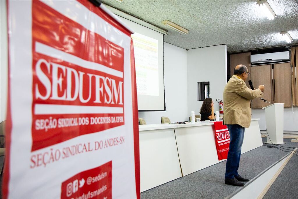 Sedufsm avalia possibilidade de paralisar atividades na terça-feira