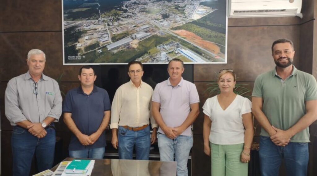 Prefeito Fabiano Baldessar recebe comitiva de Celso Ramos para conhecer Área Industrial de Otacílio Costa