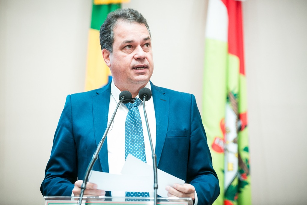 DIA INTERNACIONAL DA MULHER: LEIS PROPOSTAS POR MINOTTO GARANTEM MAIS DIREITOS PARA AS MULHERES